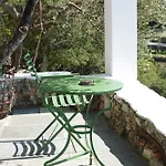 Κατάλυμα σε φάρμα Skyros Refuge Kalamitsa