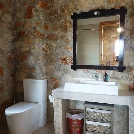 Skyros Refuge Lantgård *