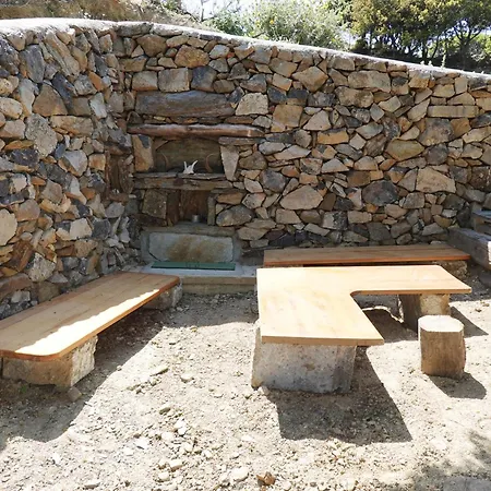 Lantgård Skyros Refuge Kalamitsa