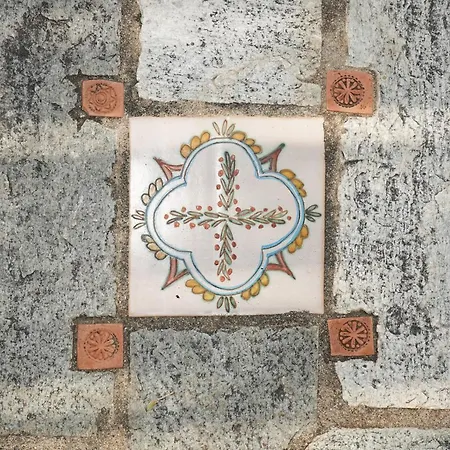 Skyros Refuge * Kalamitsa