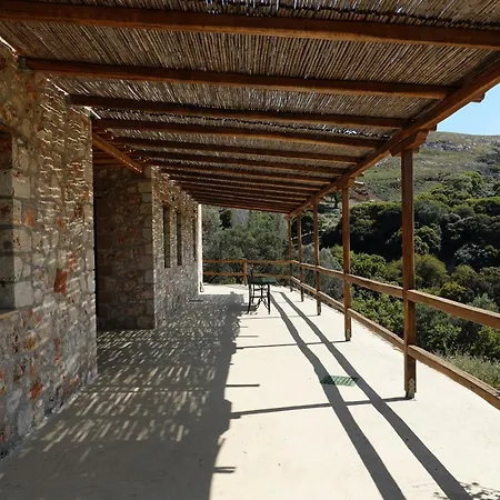 Refuge * Skyros